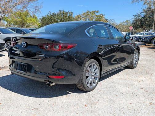 2025 Mazda Mazda3 FWD w/Preferred Package