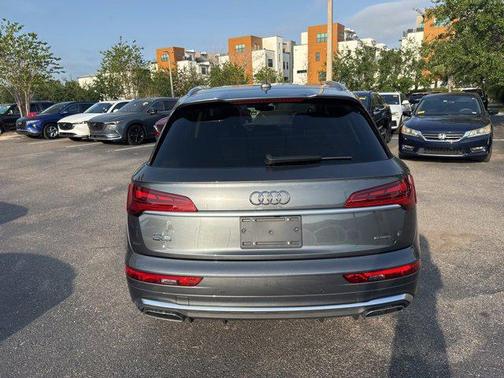 2022 Audi Q5 45 S line Premium Plus