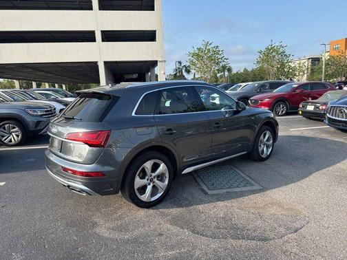2022 Audi Q5 45 S line Premium Plus