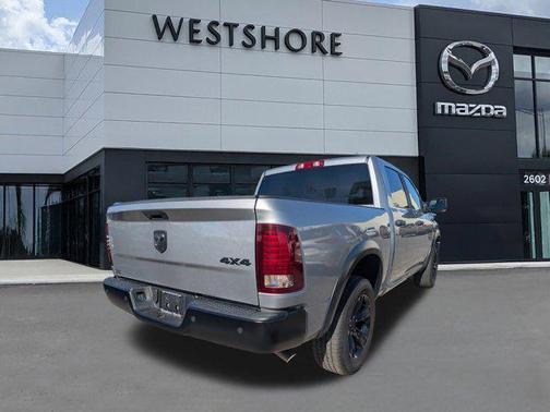 2024 RAM 1500 Classic Warlock Crew Cab 4x4 5'7' Box