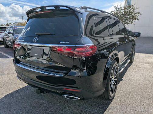 2025 Mercedes-Benz GLS 450 4MATIC