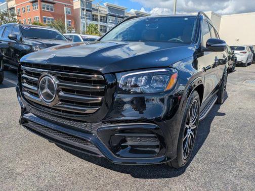 2025 Mercedes-Benz GLS 450 4MATIC