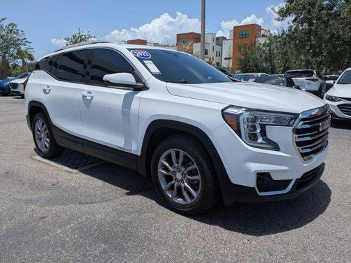 2022 GMC Terrain SLT