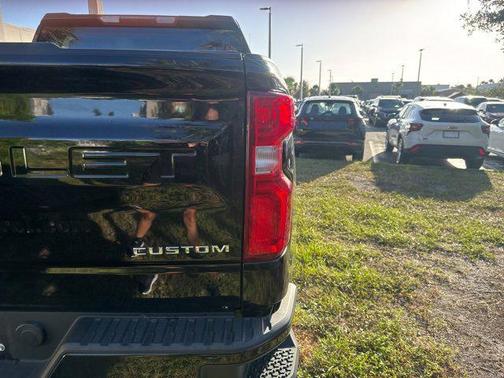 2021 Chevrolet Silverado 1500 Custom Trail Boss