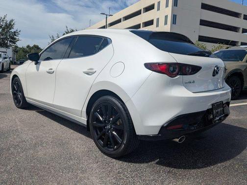 2022 Mazda Mazda3 FWD w/Premium Package