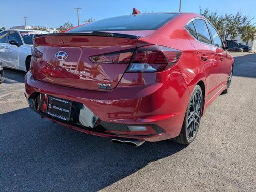 2020 Hyundai ELANTRA Sport