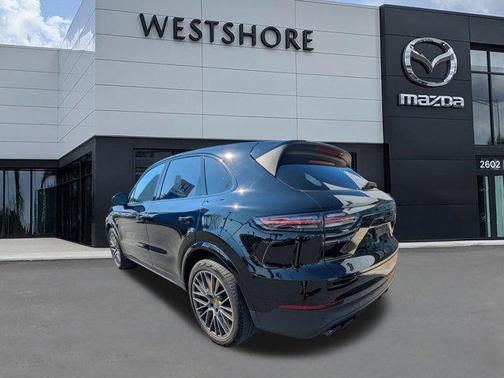 2022 Porsche Cayenne Platinum Edition