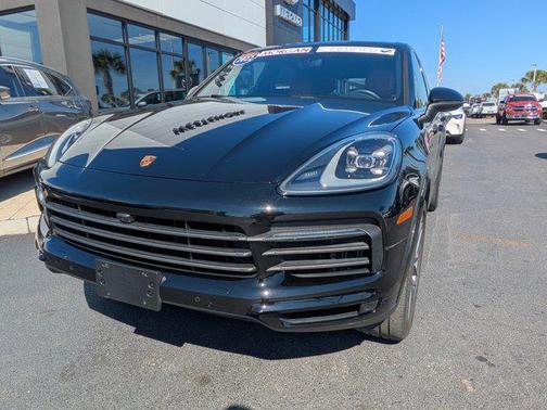 2022 Porsche Cayenne Platinum Edition