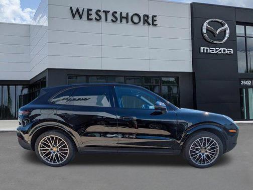 2022 Porsche Cayenne Platinum Edition