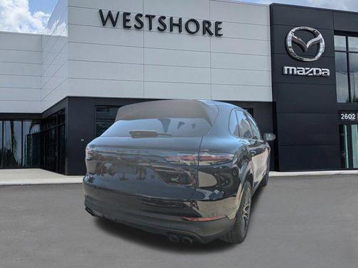 2022 Porsche Cayenne Platinum Edition