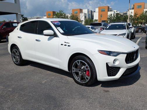 2022 Maserati Levante Modena