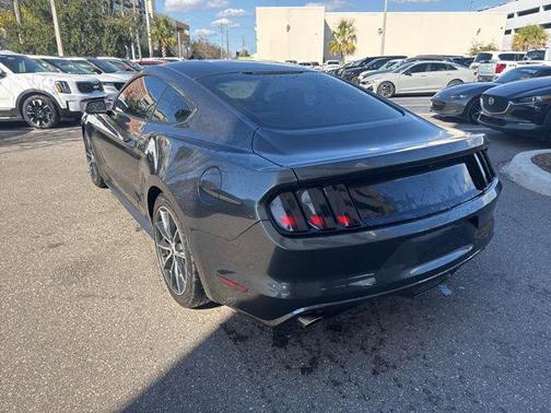 2016 Ford Mustang V6