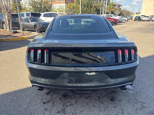 2016 Ford Mustang V6