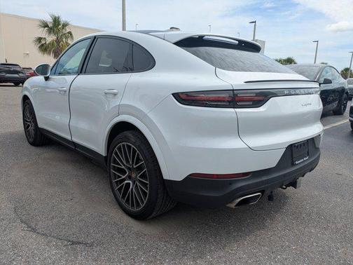 2021 Porsche Cayenne Base