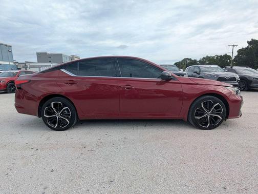 Scarlet Ember Tintcoat 2023 Nissan Altima SR Intelligent AWD
