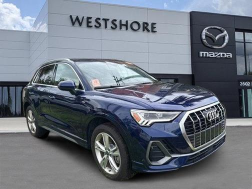2024 Audi Q3 Premium 45 TFSI S line quattro Tiptronic