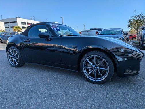 2022 Mazda MX-5 Miata Grand Touring