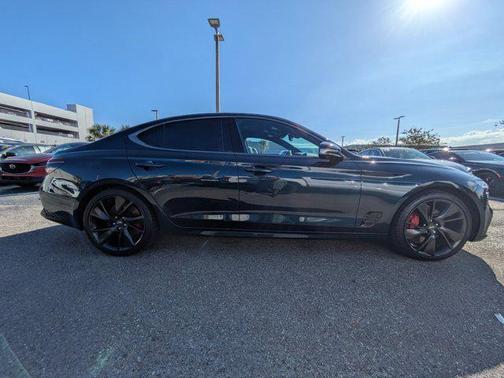 2023 Genesis G70 3.3T RWD
