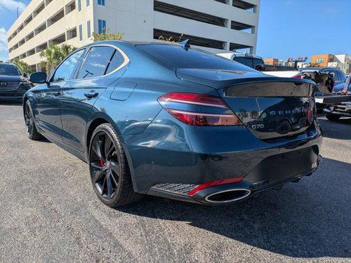 2023 Genesis G70 3.3T RWD