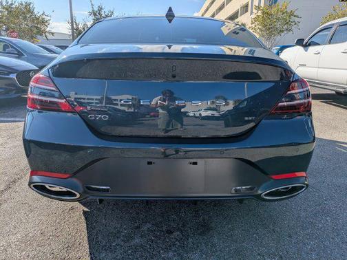 2023 Genesis G70 3.3T RWD