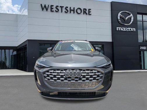Tambora Gray Metallic 2025 Audi Q5 Premium Plus TFSI quattro S tronic
