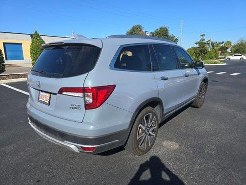 2022 Honda Pilot AWD Elite
