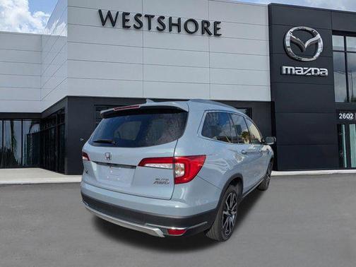 2022 Honda Pilot AWD Elite