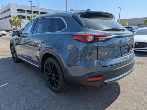 2023 Mazda CX-9 Carbon Edition