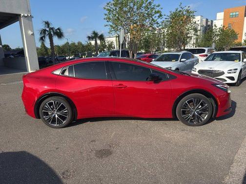 2024 Toyota Prius XLE