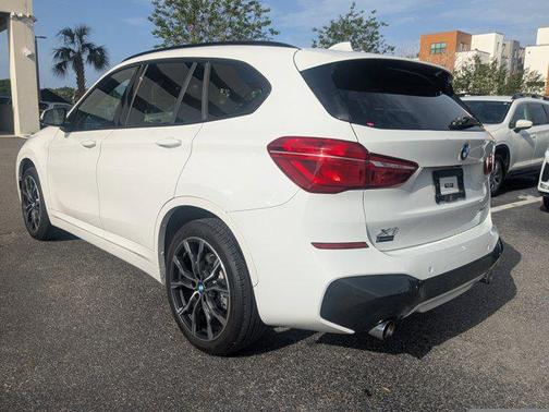 2022 BMW X1 sDrive28i