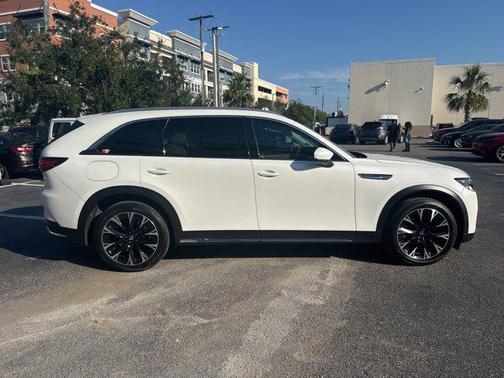 2024 Mazda CX-90 PHEV Premium Plus
