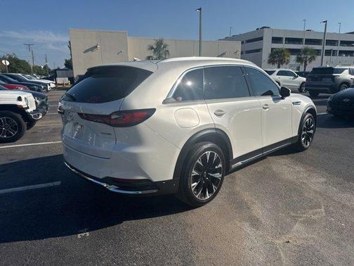 2024 Mazda CX-90 PHEV Premium Plus