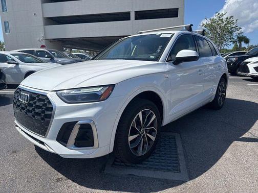 2023 Audi Q5 45 S line Premium Plus
