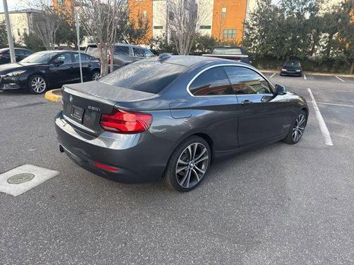 2018 BMW 230 230i
