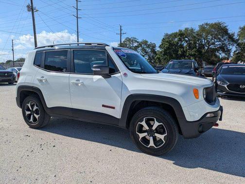 Alpine White Clearcoat 2019 Jeep Renegade Trailhawk