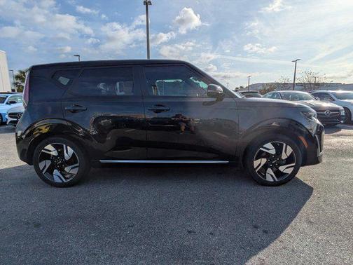 2023 Kia Soul GT-Line