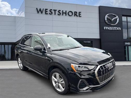 2022 Audi Q3 45 S line Premium