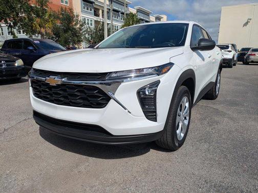 2024 Chevrolet Trax LS