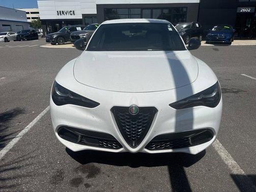 2024 Alfa Romeo Stelvio Sprint AWD