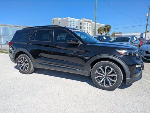 2023 Ford Explorer ST