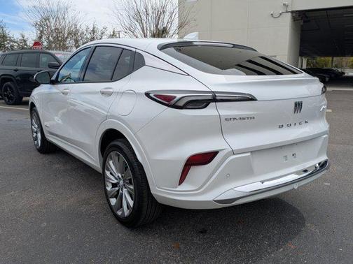 2024 Buick Envista Avenir FWD