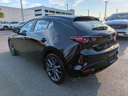 2022 Mazda Mazda3 FWD w/Select Package