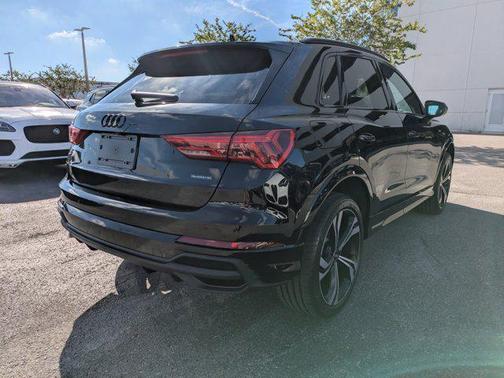 2023 Audi Q3 45 S line Premium Plus