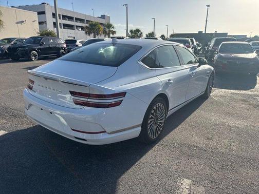 2024 Genesis Electrified G80 Advanced