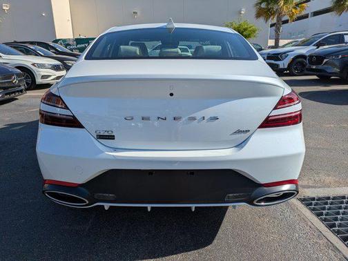 2024 Genesis G70 2.5T AWD