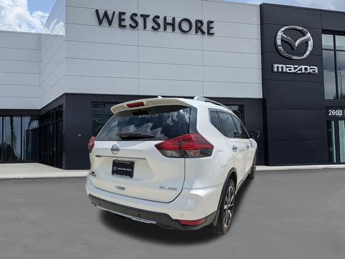 Pearl White Tricoat 2019 Nissan Rogue SL