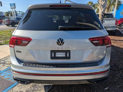 Silver Metallic 2023 Volkswagen Tiguan 2.0T SE R-Line Black