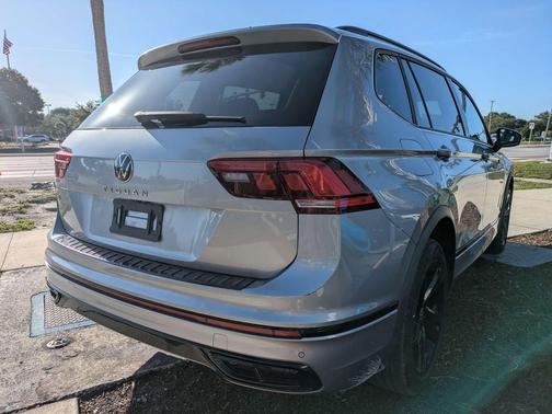 Silver Metallic 2023 Volkswagen Tiguan 2.0T SE R-Line Black
