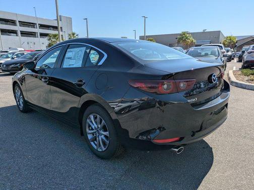 2025 Mazda Mazda3 FWD