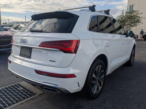 2023 Audi Q5 45 S line Premium Plus